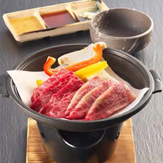 飯舘産黒毛和牛陶板焼きの写真