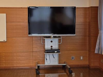 移動式液晶大型モニター(60インチ)
